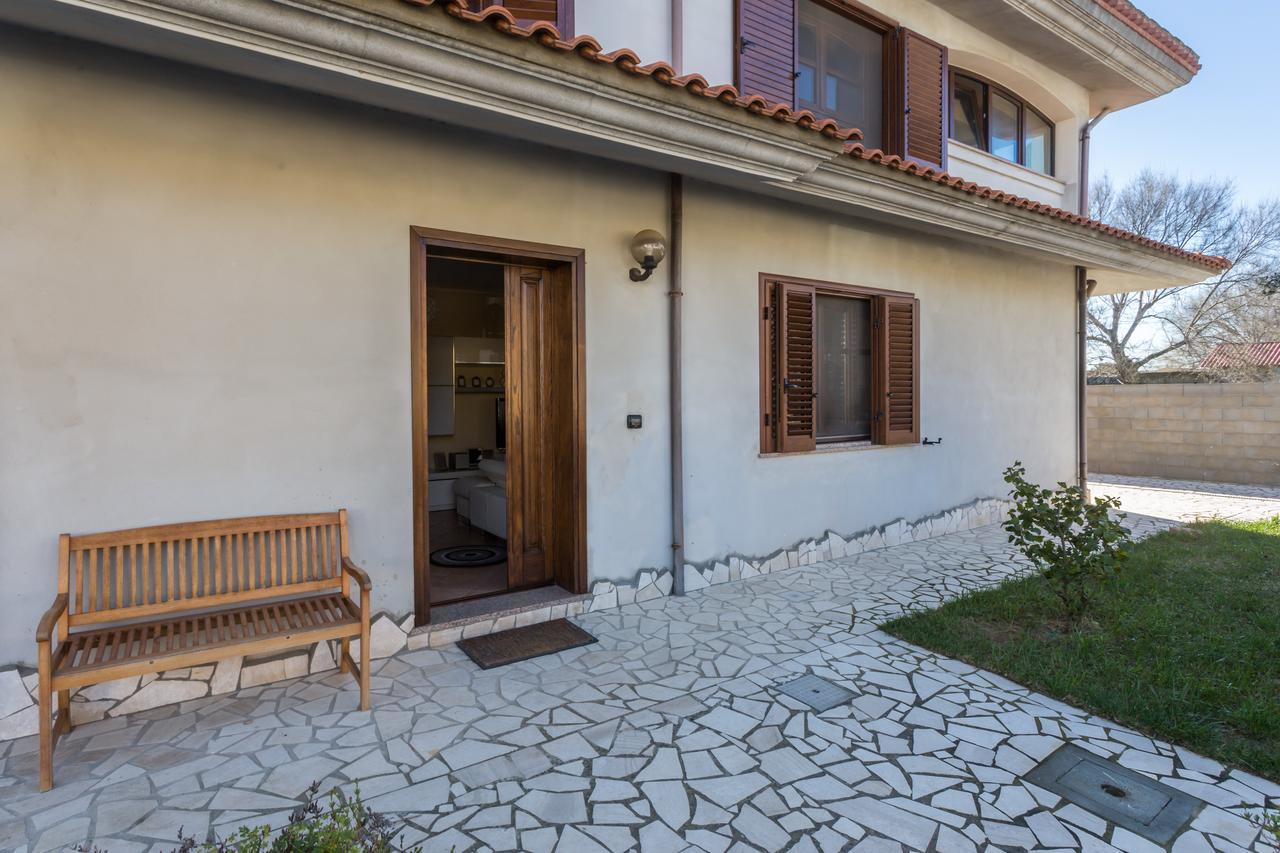 Anaelehouseapartments Ltb Arborea Exterior photo